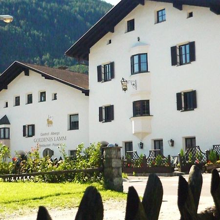 Hotel Gasthof Goldenes Lamm Vahrn Exterior foto